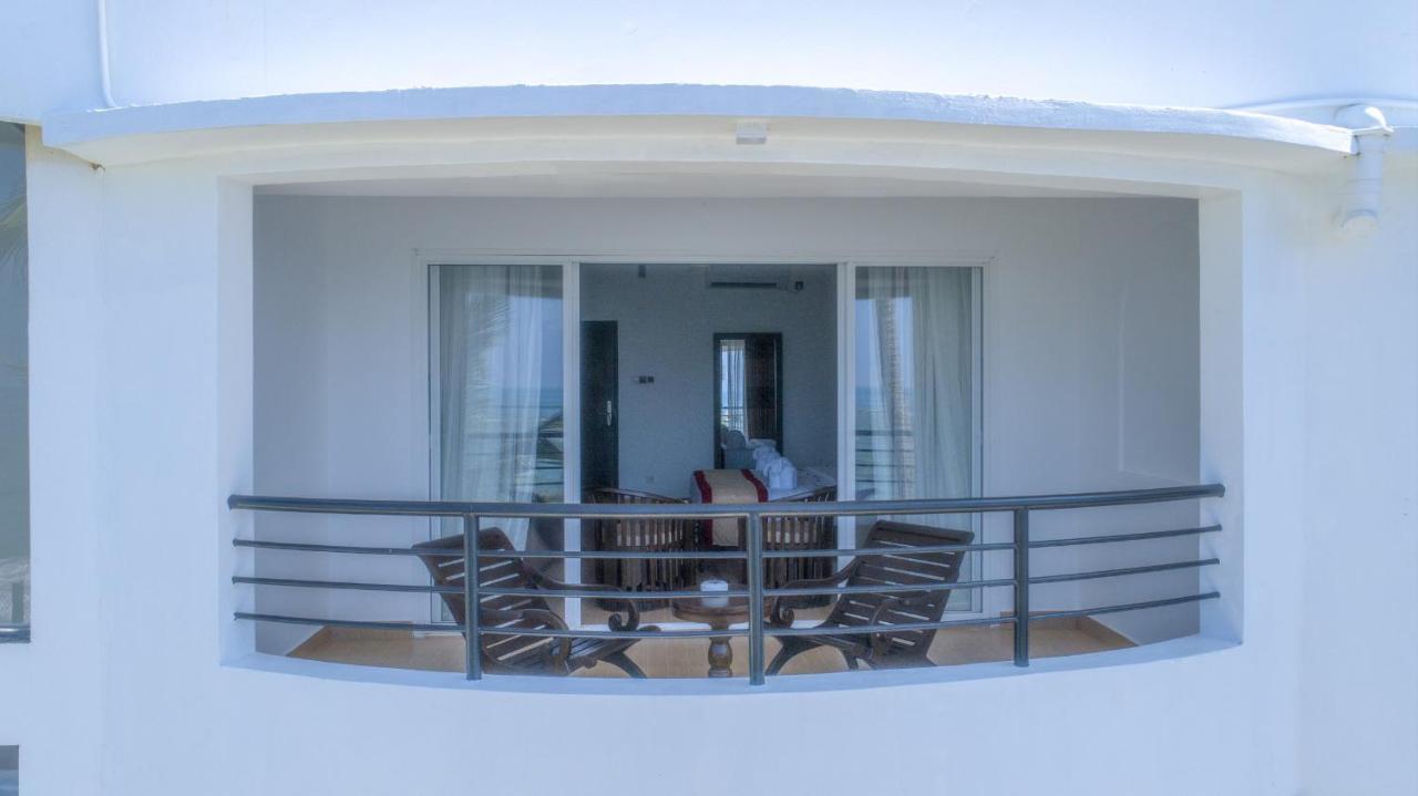Manara Beach Resort Beruwala Exteriér fotografie