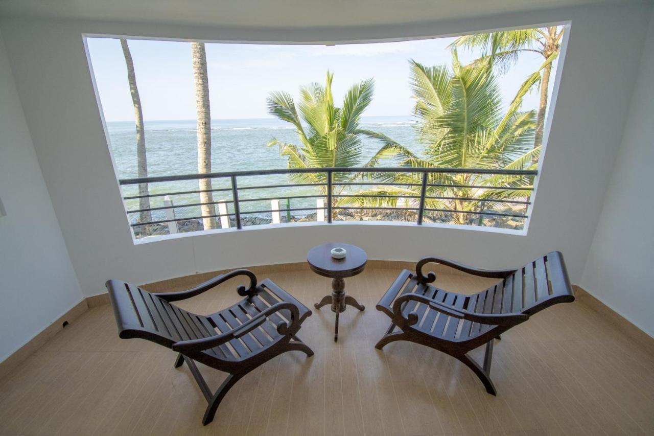 Manara Beach Resort Beruwala Exteriér fotografie