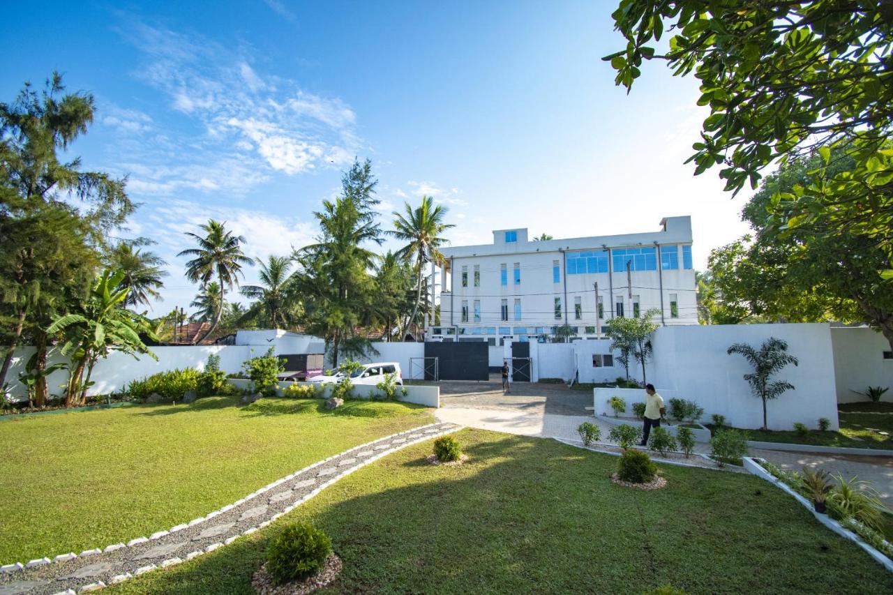 Manara Beach Resort Beruwala Exteriér fotografie